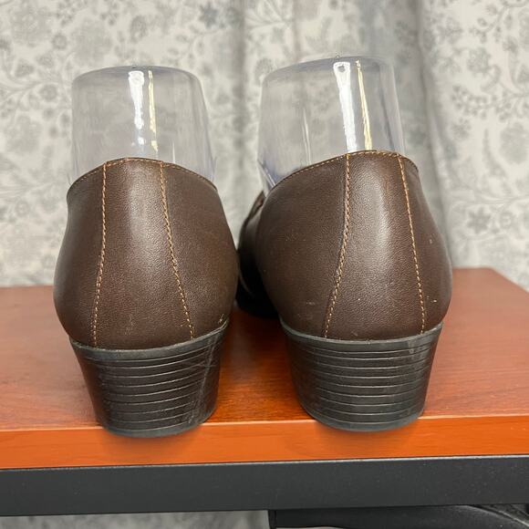 Vintage Brown Suede Loafers 8M Y2K Block Heel Preppy Office Academia old money - Picture 6 of 8